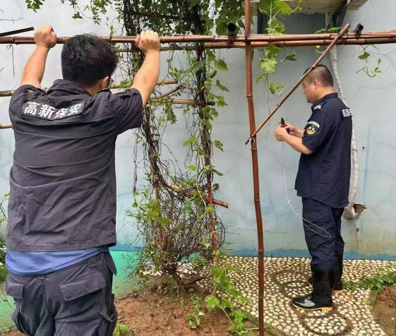 C:/Users/BA/Desktop/風雨過后南京保安迅速行動，恢復安“寧”面貌/9.jpg9
